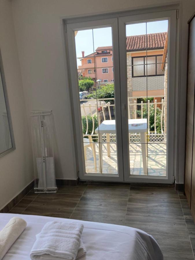 Apartments Kekec Umag Luaran gambar